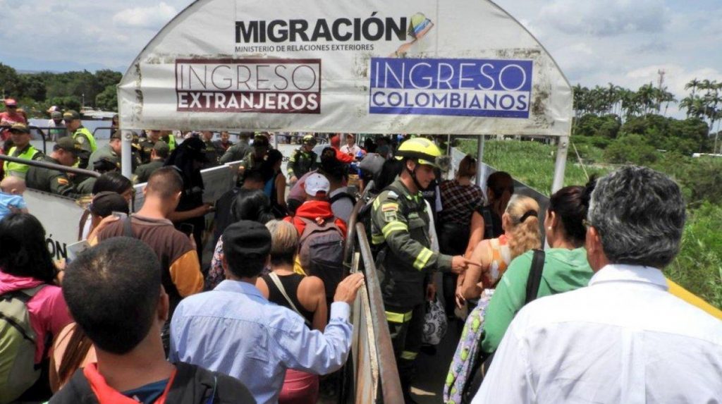 Casi uno de cada cinco hogares de Venezuela sufren la migración