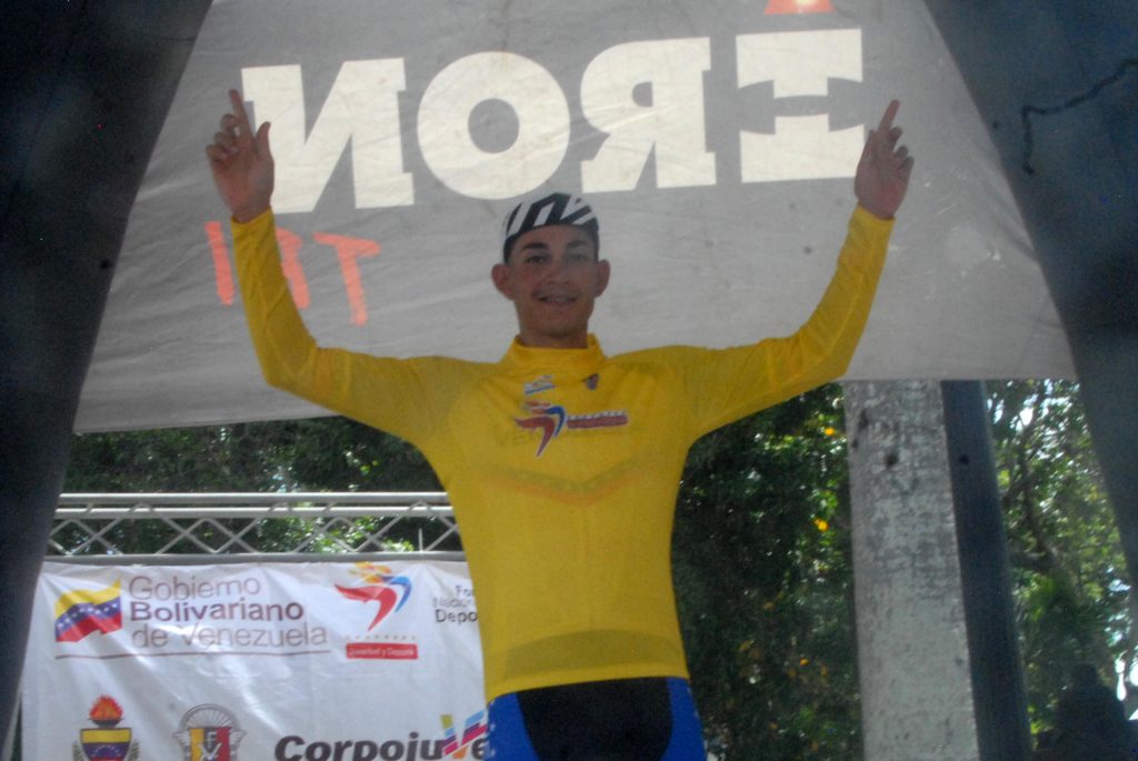 Orluis Aular triunfo en Barquisimeto y gana tercera etapa consecutiva en la Vuelta Ciclista a Venezuela