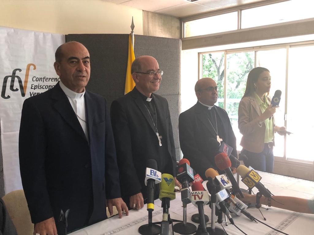 Iglesia pide realizar elecciones presidenciales en Venezuela lo más pronto posible