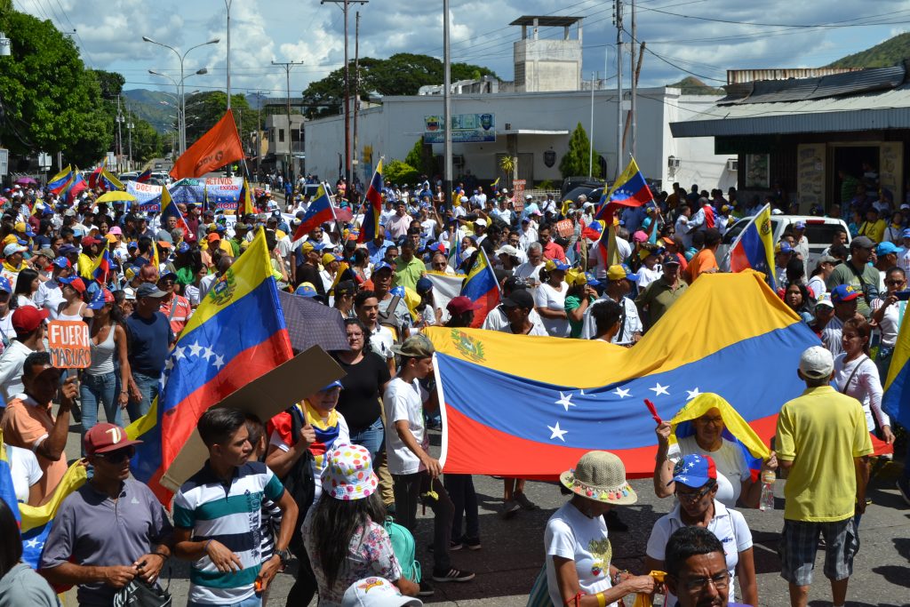 Gobierno represivo de José Vásquez bloquea con la GNB Marcha Opositora en Guárico