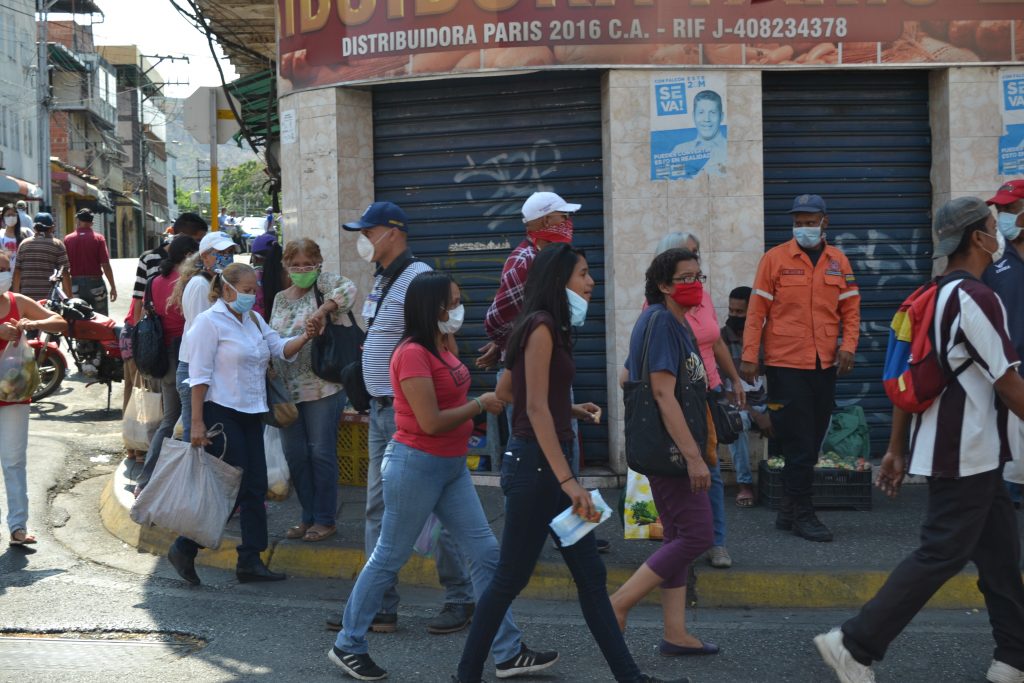 Venezuela reporta 1 fallecido y 74 nuevos casos de coronavirus: Cifra total se acerca a los 3 mil