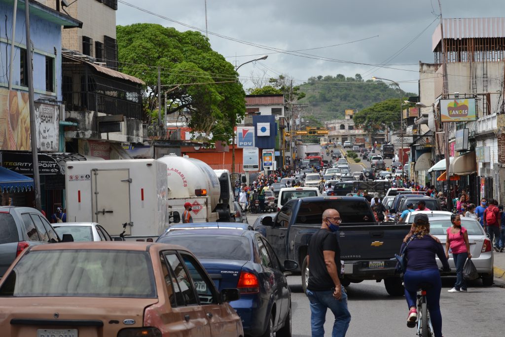 Maduro reportó 2 fallecidos y 408 nuevos casos de coronavirus este domingo