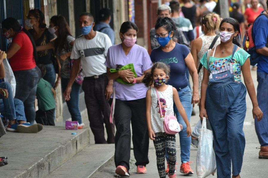 Venezuela en alerta ante incremento de 20 casos activos de COVID-19 por cada 100 mil habitantes
