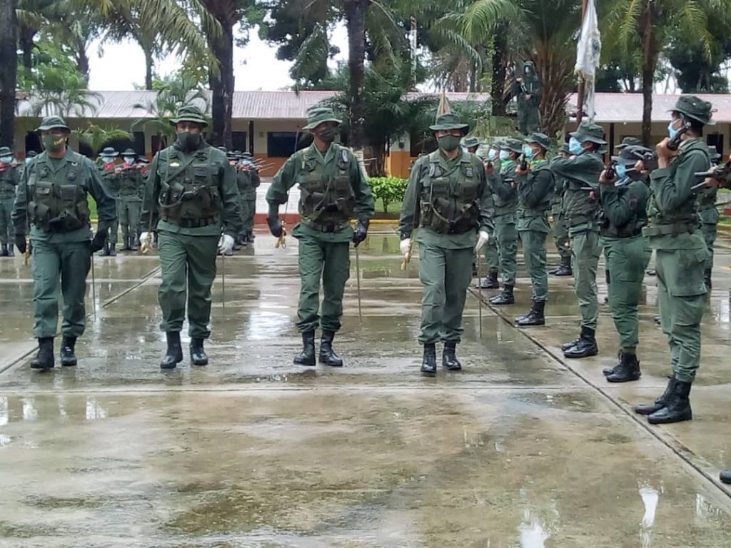 Gobierno de Maduro hizo cambios en autoridades militares REDI