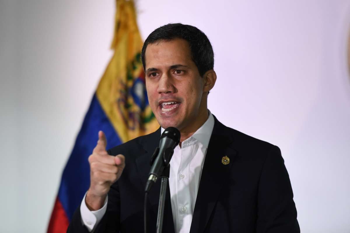 Guaidó llama a conformar Comandos por la Libertad y Elecciones Libres