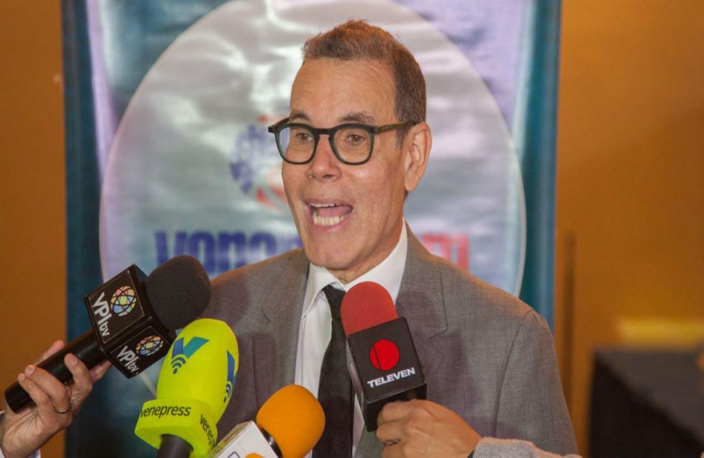Luis Vicente León critica la división opositora entre partidos políticos