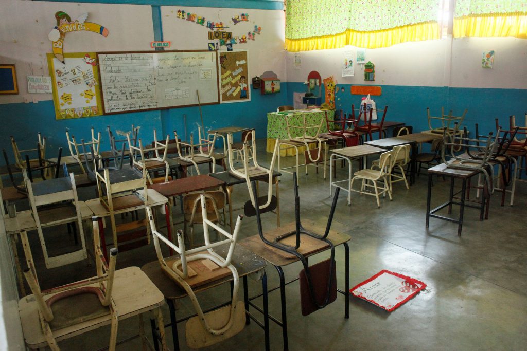 AVEC: Pagar nóminas por sistema Patria lesiona la autonomía financiera de las escuelas