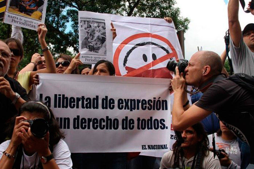 Espacio Público registró 103 violaciones a la libertad de expresión en noviembre