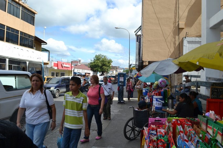 Crisis económica continúa mermando las tradiciones navideñas en San Juan de los Morros
