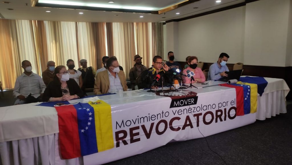 Mover pide a negociadores de México incluir el Revocatorio en la agenda