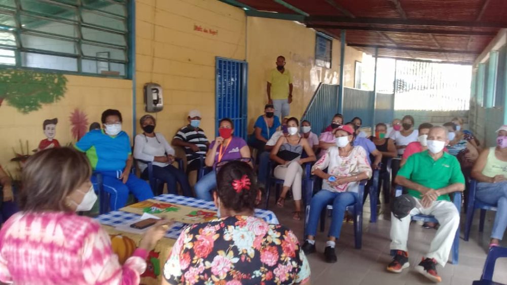 Comunidad Ricardo Montilla en San Juan de los Morros crean club de abuelos y abuelas “Renacer”
