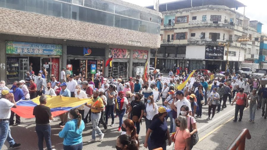 Guárico: docentes salieron a las calles a protestar por sus derechos laborales