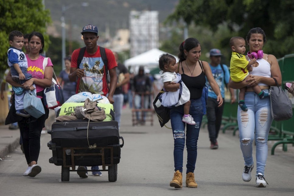 Las jóvenes son las más vulneradas en Venezuela, según informe 2023 de Constructoras de Paz
