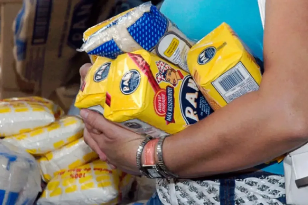 Canasta alimentaria de febrero se ubicó en 548,65 dólares, según el Cendas