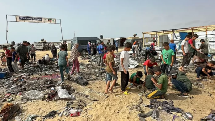 Ataque en campo de refugiados de Rafah dejo 45 fallecido