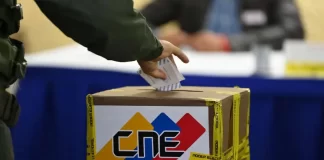 Expertos electorales advierten violaciones de la ley en el CNE