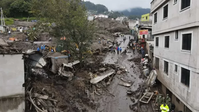 Intensas lluvias en Ecuador dejan víctimas y desaparecidos