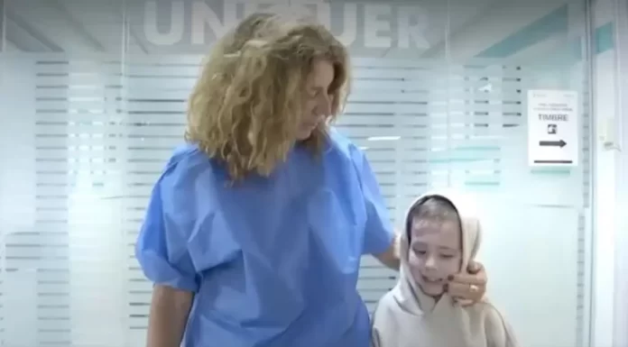 Niño de 7 años sobrevivió a un accidente donde murió su familia