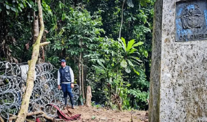Panamá cerca 5 Kilómetros de pasos migratorios en Darién
