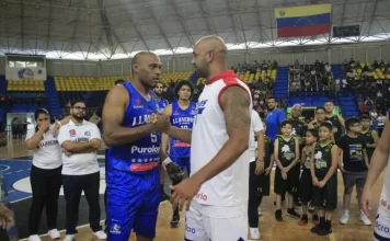 Suspenden juego de Llaneros y Toros por problemas en la cancha