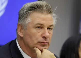 Actor Alec Baldwin enfrenta cargos por homicidio