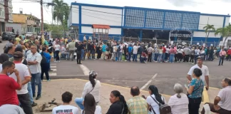 Irregularidades y retrasos se reportan en algunos centros de votación