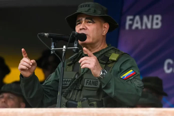 Ministro Padrino rechaza comunicado de líder opositora y candidato presidencial