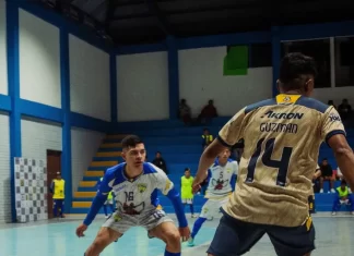 El guariqueño Enyerver Viloria brilla en el fútbol boliviano