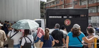 Trasladan a Tocorón y Tocuyito a 300 detenidos por protestas