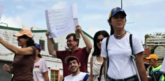 Detienen a 16 personas con discapacidad en protestas postelectorales
