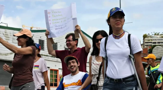 Detienen a 16 personas con discapacidad en protestas postelectorales