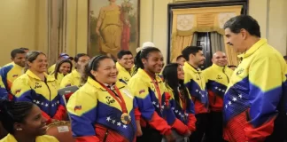 Maduro condecora a atletas venezolanos de los Juegos Olímpicos y Paralímpicos