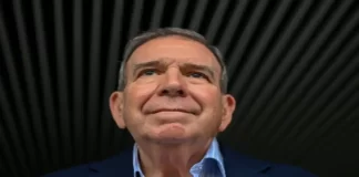 Edmundo González Urrutia recibe asilo en España tras irse de Venezuela
