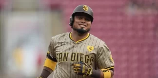 El venezolano Luis Arráez se consolida en el liderato de bateo