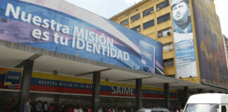 Venezolanos deberán retirar pasaportes en Caracas por cierre de consulados