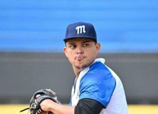 El calaboceño  Acevedo se alista para temporada con Magallanes