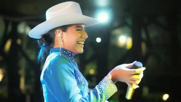 La cantante Emily Galaviz sufre accidente en Apure
