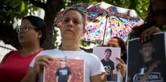 Acusan a manifestantes de terrorismo familias demandan revisión de cargos