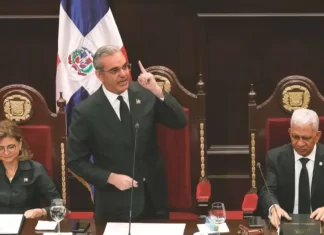 República Dominicana reforma su Constitución para limitar el poder