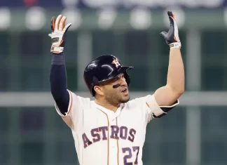 José Altuve se convierte en el tercer jugador con más hits en postemporada