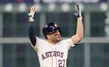 José Altuve se convierte en el tercer jugador con más hits en postemporada