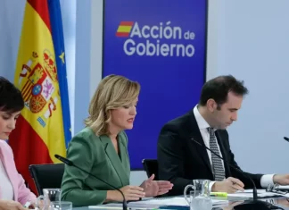 España rechaza centros para migrantes fuera de la Unión Europea
