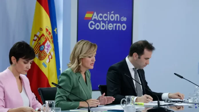 España rechaza centros para migrantes fuera de la Unión Europea