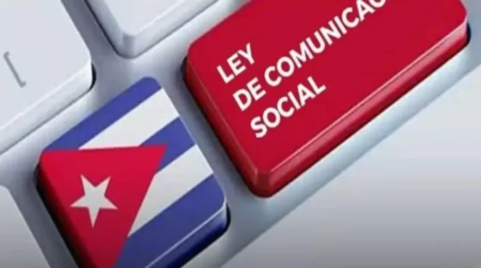 Cuba implementa Ley de Comunicación Social tras 70 años sin cambios