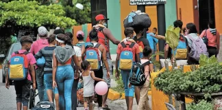 El 68% de los venezolanos está considerando emigrar