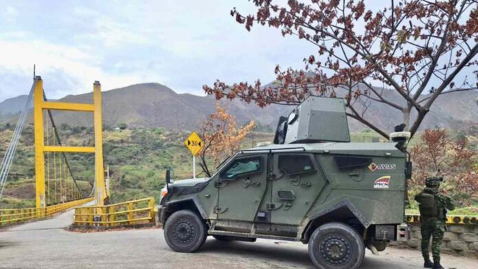 Ejército colombiano lanza operación para retomar El Plateado