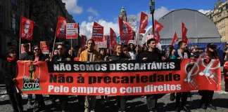 Miles de personas salen a la calle en Portugal para pedir mejores salarios y pensiones