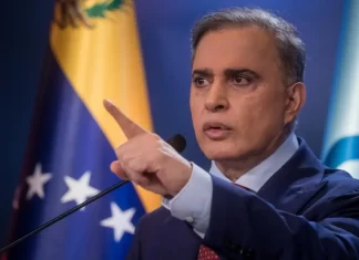 Saab advierte detención inmediata si Edmundo González regresa a Venezuela