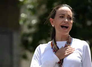 Machado exige libertad para dos miembros presos hace ocho meses