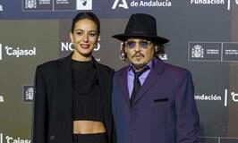 l actor y director Johnny Depp junto a la actriz francesa Antonia Desplat durante la presentación de su película "Three Days on the Wing of Madness" en el 21 Festival de Cine Europeo de Sevilla, que ha tenido lugar en el Cartuja Center CITE. EFE/ Raúl Caro